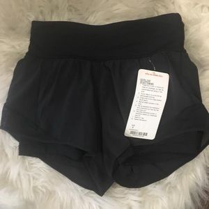 Lululemon Hotty Hot shorts